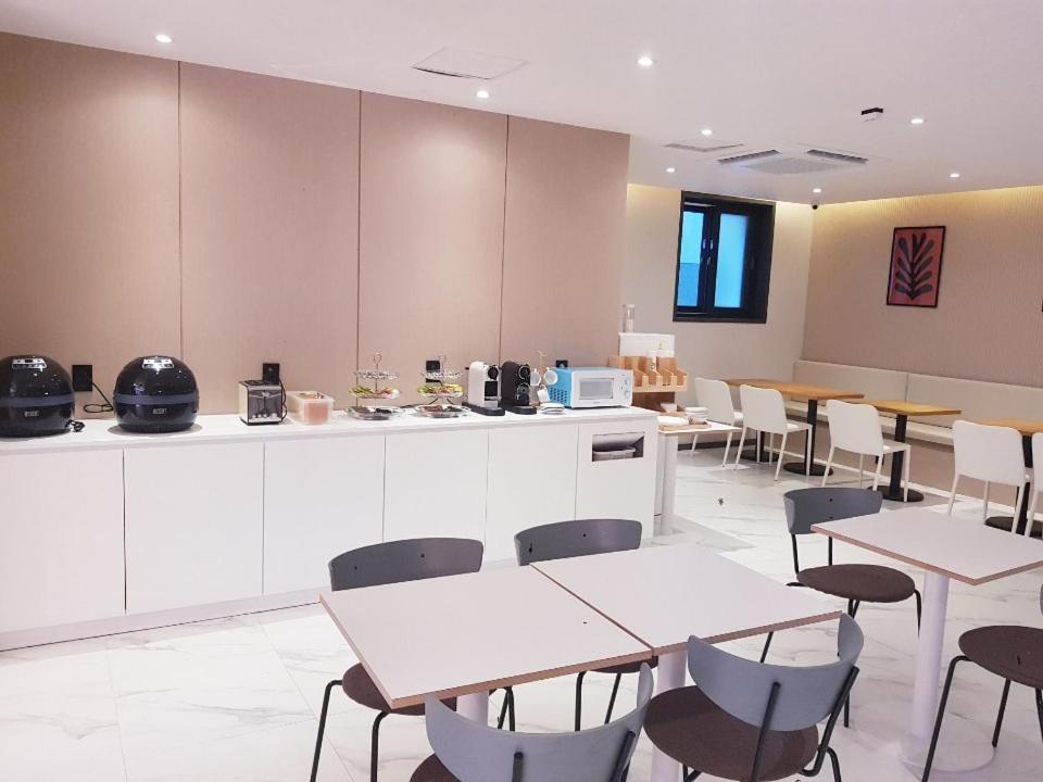 Pohang Brown Dot Hotel Eksteriør billede